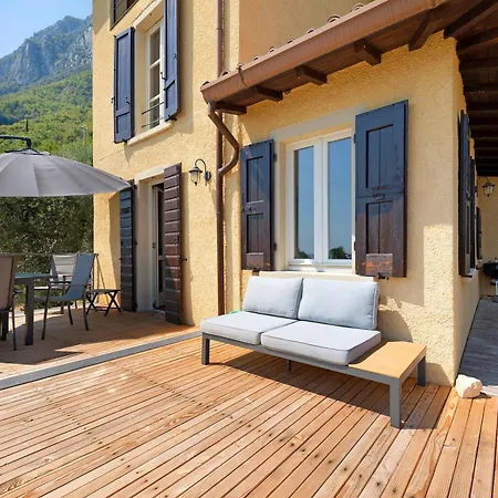 Haus Mit Tollem -und Bergblick Гарньяно